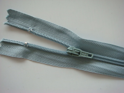 【拉鏈行業(yè)領導力品牌 遼寧穿心拉鎖價格 產(chǎn)品遍布全球】價格,廠家,圖片,拉鏈,三力(福建)拉鏈-