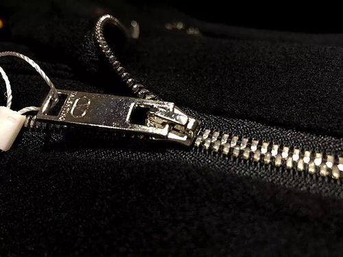 全球第一款雙面呢拉鏈款 17valentino華倫天奴多拉鏈斜門襟款雙面絨機車外套